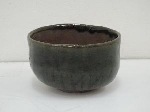 作家物　緑釉茶碗